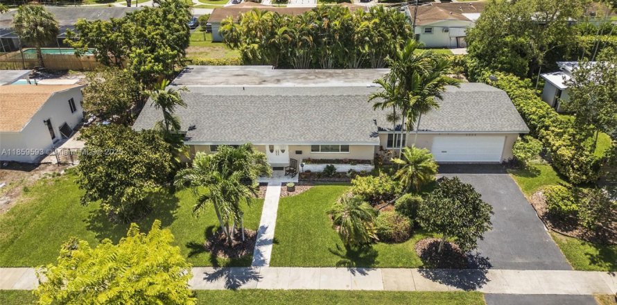 Villa ou maison à Miami, Floride 4 chambres, 246.93 m2 № 1889050