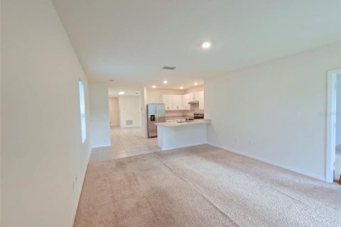 Villa ou maison à louer à Sanford, Floride: 3 chambres, 140.28 m2 № 2395796 - photo 8