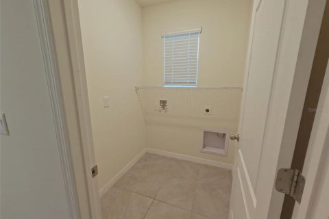 Villa ou maison à louer à Sanford, Floride: 3 chambres, 140.28 m2 № 2395796 - photo 16