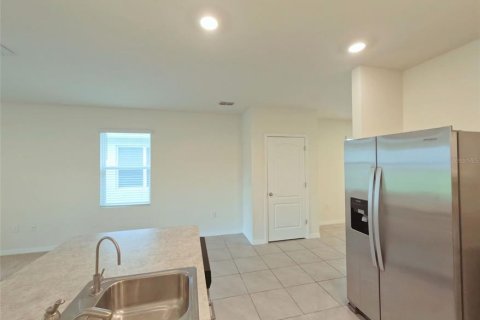 Villa ou maison à louer à Sanford, Floride: 3 chambres, 140.28 m2 № 2395796 - photo 7