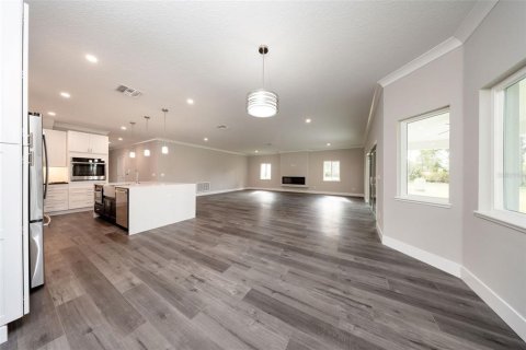 Casa en venta en Deltona, Florida, 4 dormitorios, 250.84 m2 № 2377447 - foto 17