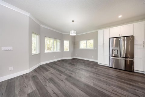 Casa en venta en Deltona, Florida, 4 dormitorios, 250.84 m2 № 2377447 - foto 16