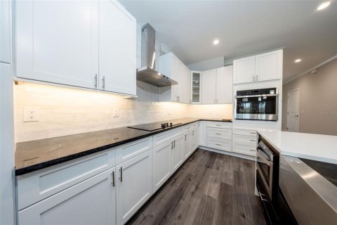 Casa en venta en Deltona, Florida, 4 dormitorios, 250.84 m2 № 2377447 - foto 20