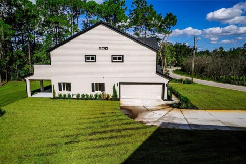 Casa en venta en Deltona, Florida, 4 dormitorios, 250.84 m2 № 2377447 - foto 5
