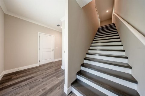 Casa en venta en Deltona, Florida, 4 dormitorios, 250.84 m2 № 2377447 - foto 24