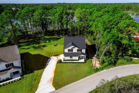 Casa en venta en Deltona, Florida, 4 dormitorios, 250.84 m2 № 2377447 - foto 3