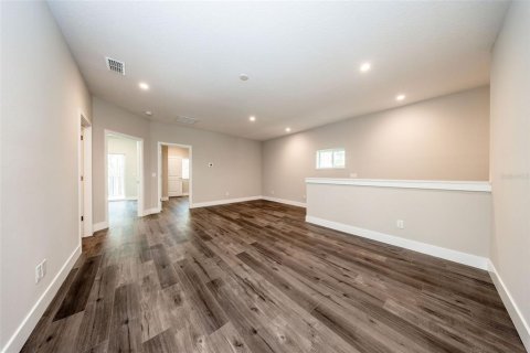 Casa en venta en Deltona, Florida, 4 dormitorios, 250.84 m2 № 2377447 - foto 26