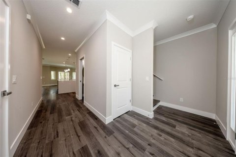 Casa en venta en Deltona, Florida, 4 dormitorios, 250.84 m2 № 2377447 - foto 12