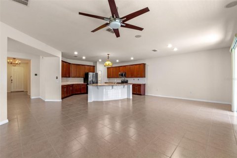Casa en venta en Orlando, Florida, 3 dormitorios, 244.05 m2 № 1915383 - foto 8