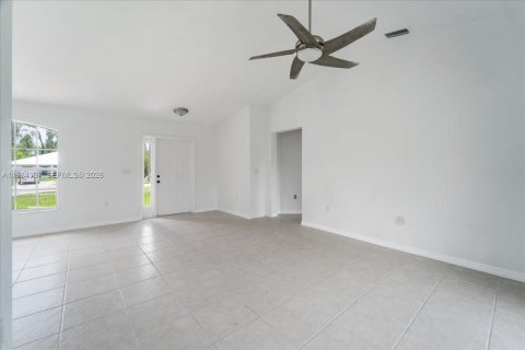 Villa ou maison à vendre à Fort Myers, Floride: 3 chambres, 145.11 m2 № 2049048 - photo 5
