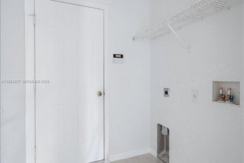 Villa ou maison à vendre à Fort Myers, Floride: 3 chambres, 145.11 m2 № 2049048 - photo 25