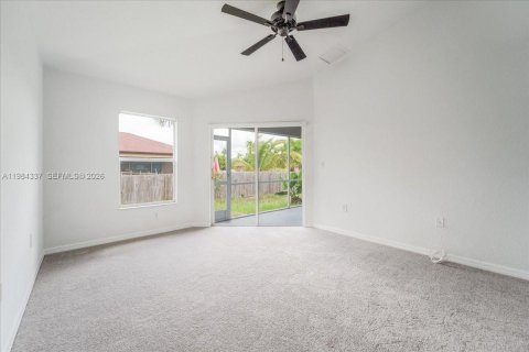 Villa ou maison à vendre à Fort Myers, Floride: 3 chambres, 145.11 m2 № 2049048 - photo 22