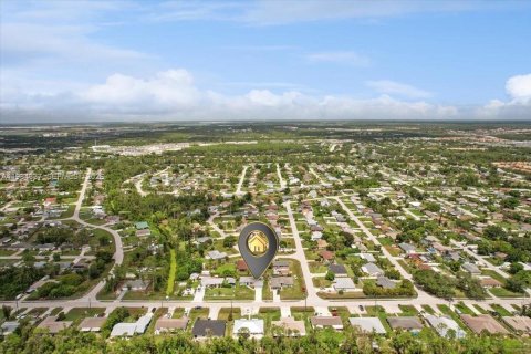 Villa ou maison à vendre à Fort Myers, Floride: 3 chambres, 145.11 m2 № 2049048 - photo 30