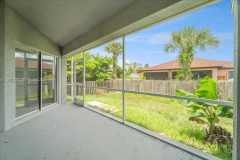 Villa ou maison à vendre à Fort Myers, Floride: 3 chambres, 145.11 m2 № 2049048 - photo 27