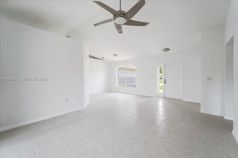Villa ou maison à vendre à Fort Myers, Floride: 3 chambres, 145.11 m2 № 2049048 - photo 6