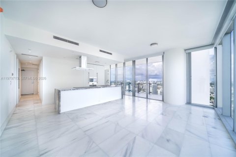 Condo in Miami, Florida, 2 bedrooms  № 2045117 - photo 14