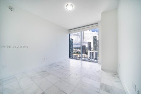 Condo in Miami, Florida, 2 bedrooms  № 2045117 - photo 28