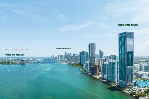 Condo in Miami, Florida, 2 bedrooms  № 2045117 - photo 3
