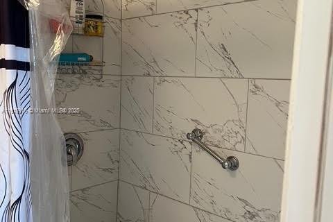 Купить кондоминиум в Пемброк-Пайнс, Флорида 2 спальни, 110.74м2, № 1970770 - фото 9