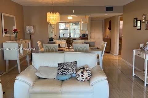 Купить кондоминиум в Пемброк-Пайнс, Флорида 2 спальни, 110.74м2, № 1970770 - фото 17