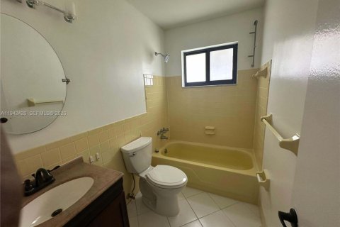 Купить виллу или дом в Тамарак, Флорида 2 спальни, 146.69м2, № 2240029 - фото 6