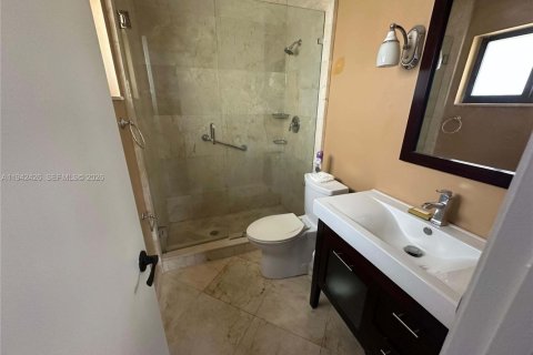 Купить виллу или дом в Тамарак, Флорида 2 спальни, 146.69м2, № 2240029 - фото 7