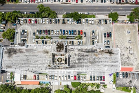 Commercial property in Miami, Florida № 1861811 - photo 5