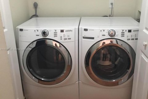 Copropriété à vendre à West Palm Beach, Floride: 2 chambres, 99.03 m2 № 1976900 - photo 5