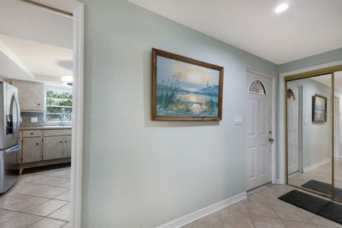Commercial property in Bradenton, Florida 4 bedrooms, 287.72 sq.m. № 1621826 - photo 10