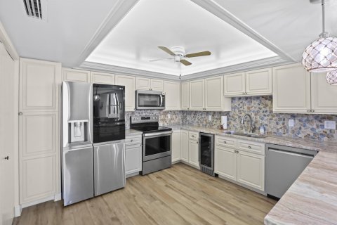 Copropriété à vendre à Hutchinson Island South, Floride: 2 chambres, 112.13 m2 № 2249674 - photo 14