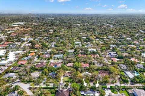 Terreno en venta en Pinecrest, Florida № 2045555 - foto 5