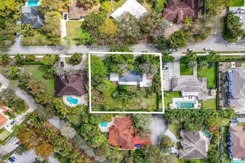 Terreno en venta en Pinecrest, Florida № 2045555 - foto 4