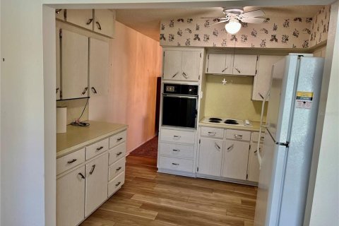 Купить кондоминиум в Клируотер, Флорида 4 комнаты, 102.19м2, № 1580208 - фото 10