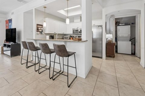 Condo in Gainesville, Florida, 2 bedrooms № 2233318 - photo 20