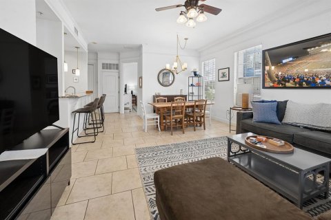 Condo in Gainesville, Florida, 2 bedrooms № 2233318 - photo 7