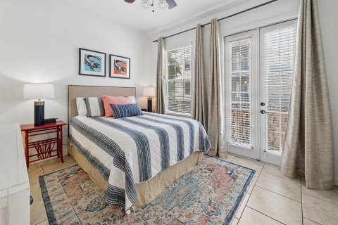 Condo in Gainesville, Florida, 2 bedrooms № 2233318 - photo 30