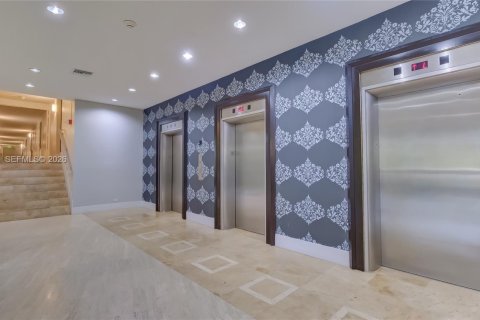 Condominio en alquiler en Miami Beach, Florida, 2 dormitorios, 97.08 m2 № 2057364 - foto 9