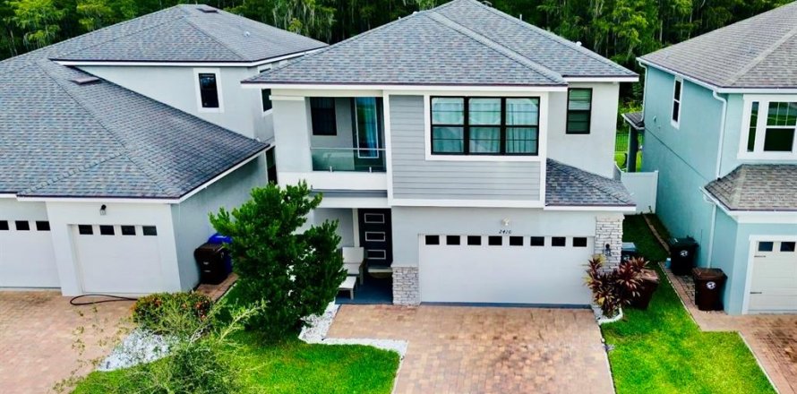Villa ou maison à Kissimmee, Floride 4 chambres, 219.71 m2 № 2431707