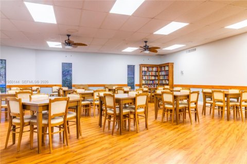 Купить кондоминиум в Холливуд, Флорида 1 спальня, 67.82м2, № 2005761 - фото 21