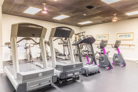 Купить кондоминиум в Холливуд, Флорида 1 спальня, 67.82м2, № 2005761 - фото 27