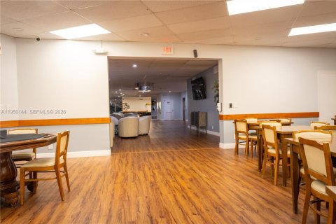 Купить кондоминиум в Холливуд, Флорида 1 спальня, 67.82м2, № 2005761 - фото 23