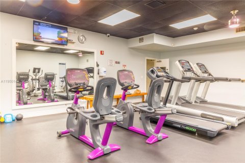 Купить кондоминиум в Холливуд, Флорида 1 спальня, 67.82м2, № 2005761 - фото 26