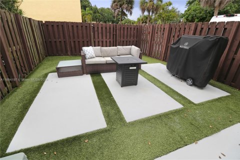 Купить кондоминиум в Корал-Спрингс, Флорида 2 спальни, 106.84м2, № 1957799 - фото 19