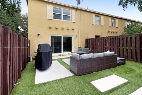 Купить кондоминиум в Корал-Спрингс, Флорида 2 спальни, 106.84м2, № 1957799 - фото 20