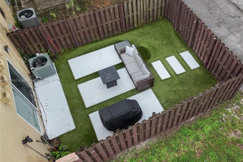 Купить кондоминиум в Корал-Спрингс, Флорида 2 спальни, 106.84м2, № 1957799 - фото 21