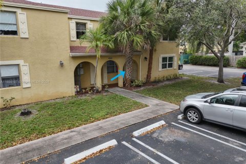 Купить кондоминиум в Корал-Спрингс, Флорида 2 спальни, 106.84м2, № 1957799 - фото 25