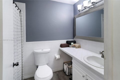 Купить кондоминиум в Корал-Спрингс, Флорида 2 спальни, 106.84м2, № 1957799 - фото 15