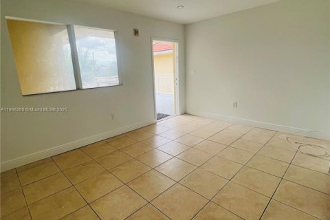 Copropriété à vendre à Miami, Floride: 1 chambre, 46.92 m2 № 1949455 - photo 1