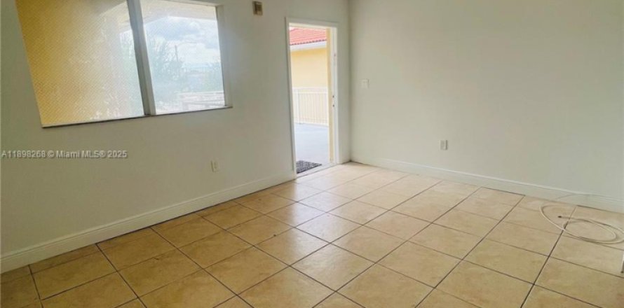 Condo à Miami, Floride, 1 chambre  № 1949455