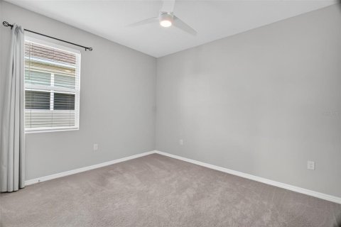 House in Wildwood, Florida 4 bedrooms, 188.68 sq.m. № 1884334 - photo 17